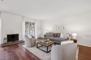 Photo #5: 41115743 Listing