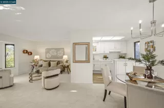 Photo #5: 41115929 Listing 