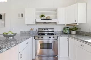 Photo #6: 41115936 Listing