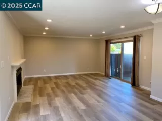 Photo #1: 41115959 Listing