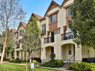 Photo #2: 41115974 Listing 