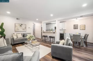 Photo #2: 41115980 Listing 