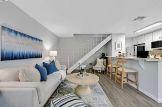 Photo #2: 41116167 Listing