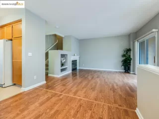 Photo #4: 41116182 Listing