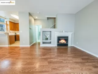 Photo #6: 41116182 Listing