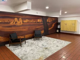 Photo #2: 41116189 Listing