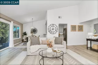 Photo #5: 41116231 Listing