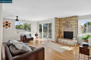 Photo #3: 41116243 Listing