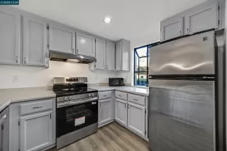 Photo #5: 41116287 Listing