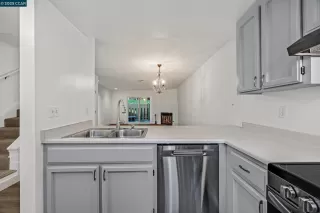 Photo #6: 41116287 Listing