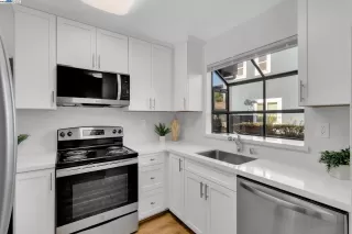 Photo #2: 41116292 Listing