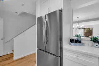 Photo #5: 41116292 Listing