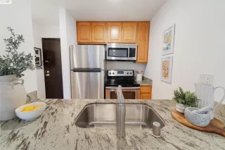 Photo #5: 41116304 Listing