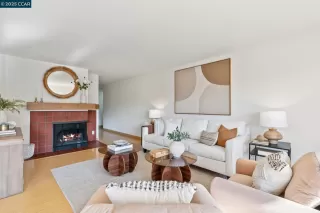 Photo #2: 41116344 Listing