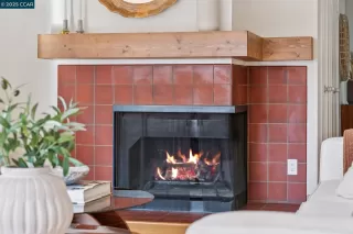 Photo #4: 41116344 Listing