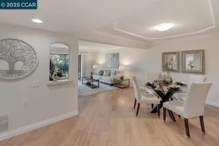 Photo #4: 41116415 Listing