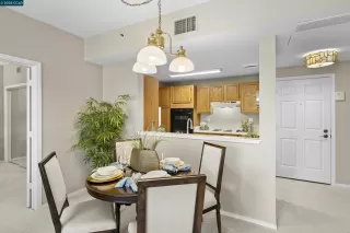 Photo #4: 41116428 Listing