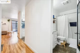 Photo #6: 41116445 Listing