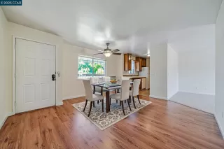 Photo #6: 41116459 Listing 