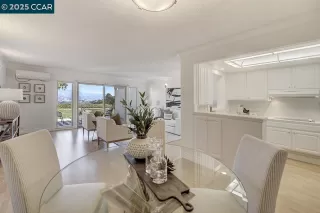 Photo #1: 41116469 Listing 