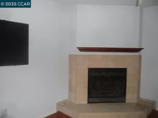 Photo #6: 41116477 Listing