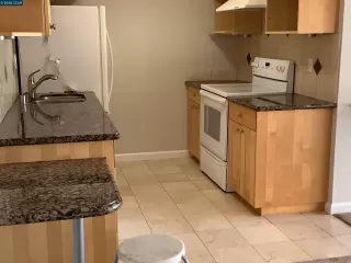 Photo #6: 41116482 Listing