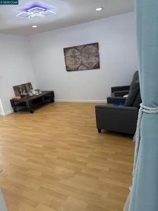 Photo #4: 41116491 Listing 