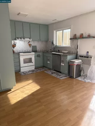 Photo #5: 41116491 Listing 