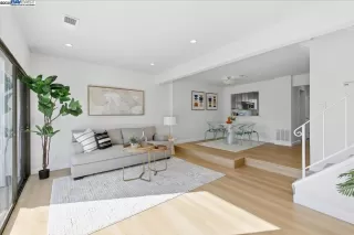 Photo #5: 41116524 Listing 