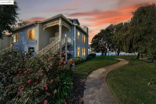 Photo #2: 41116547 Listing