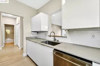 Photo #6: 41116547 Listing