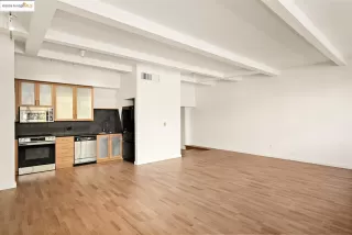 Photo #5: 41116565 Listing 