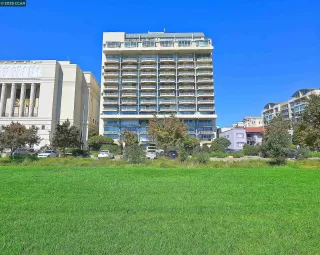 Photo #2: 41116570 Listing 