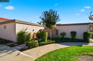 Photo #3: 41116617 Listing 