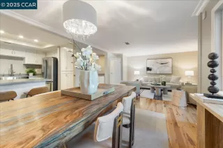 Photo #6: 41116636 Listing