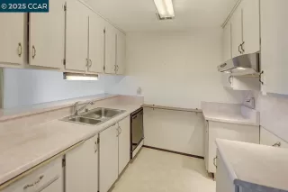 Photo #6: 41116639 Listing 