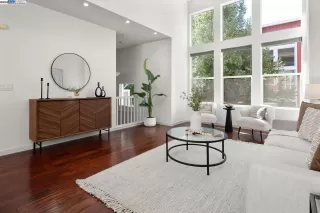 Photo #1: 41116651 Listing