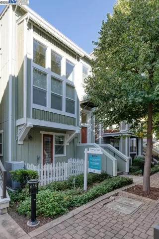 Photo #2: 41116651 Listing