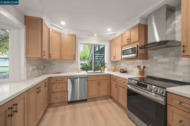 MLS: 41116716 Condo For Sale