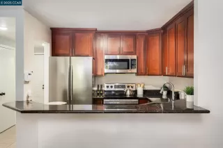 Photo #5: 41116731 Listing