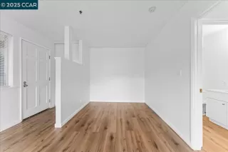 Photo #4: 41116786 Listing