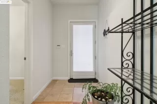 Photo #3: 41116807 Listing