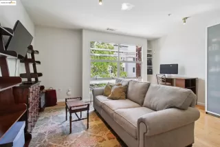 Photo #4: 41116807 Listing