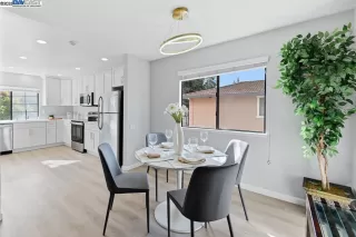 Photo #6: 41116810 Listing