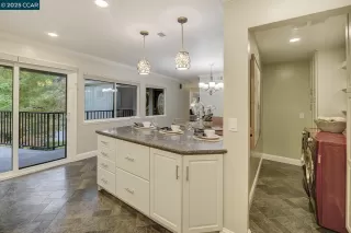 Photo #3: 41116869 Listing