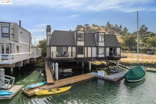 MLS: 41116912 Condo For Sale