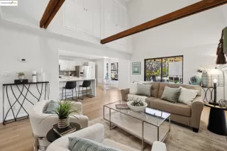 Photo #2: 41116912 Listing