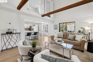 Photo #5: 41116912 Listing