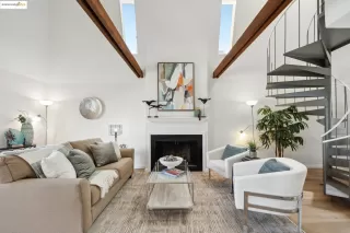 Photo #6: 41116912 Listing