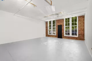 Photo #2: 41116914 Listing